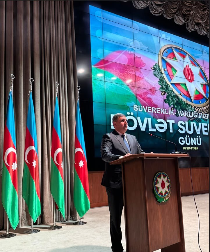 Tam Suverenliyin İlk Qurultayı